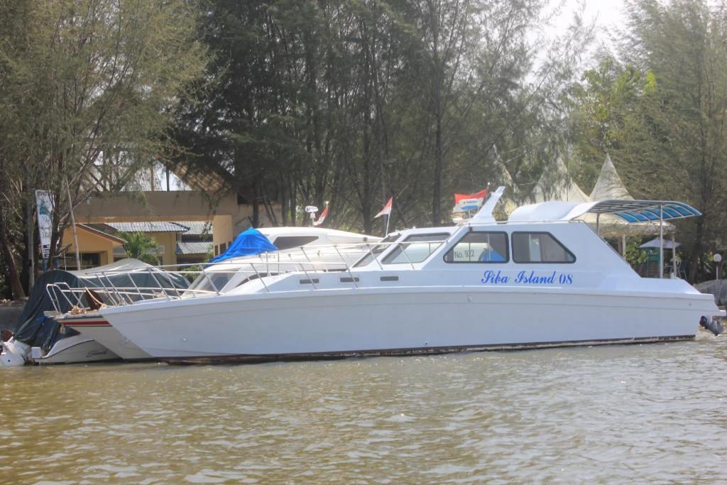 Siba Island Resort Medan Buitenkant foto