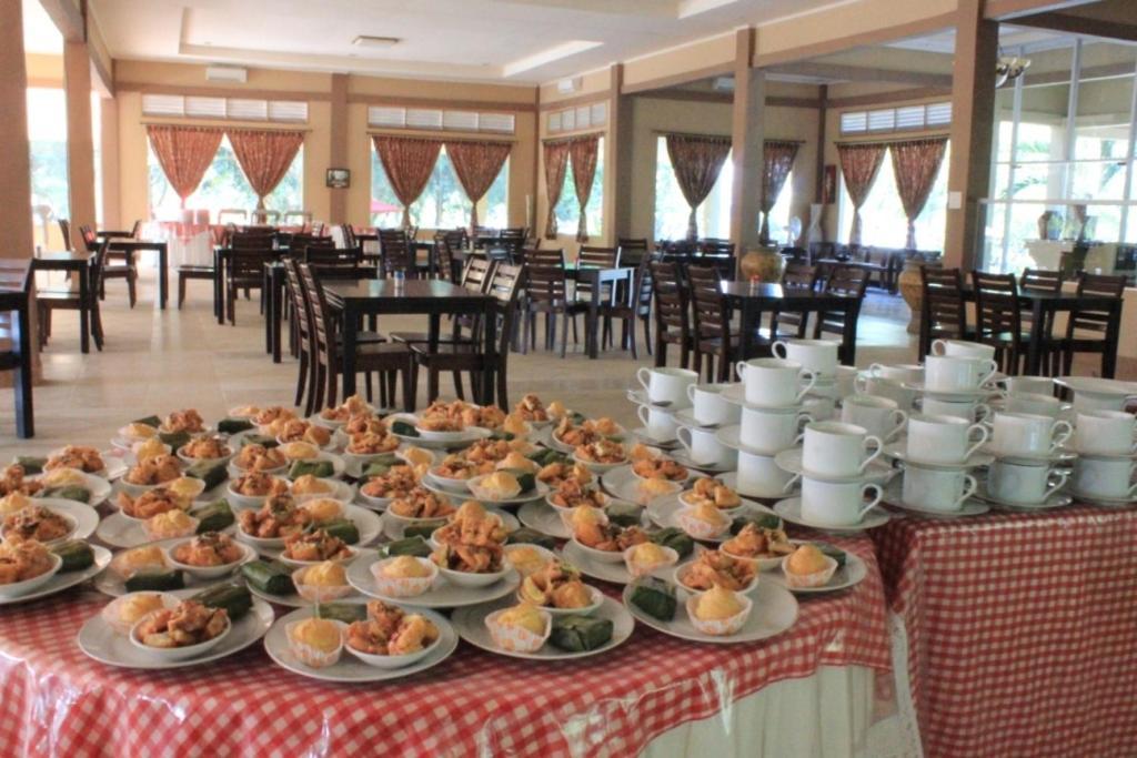 Siba Island Resort Medan Buitenkant foto